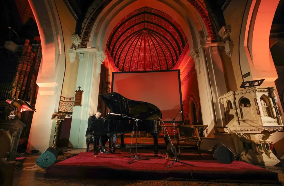 Wander Wild Bressie Concert - Bressie playing at grand panio