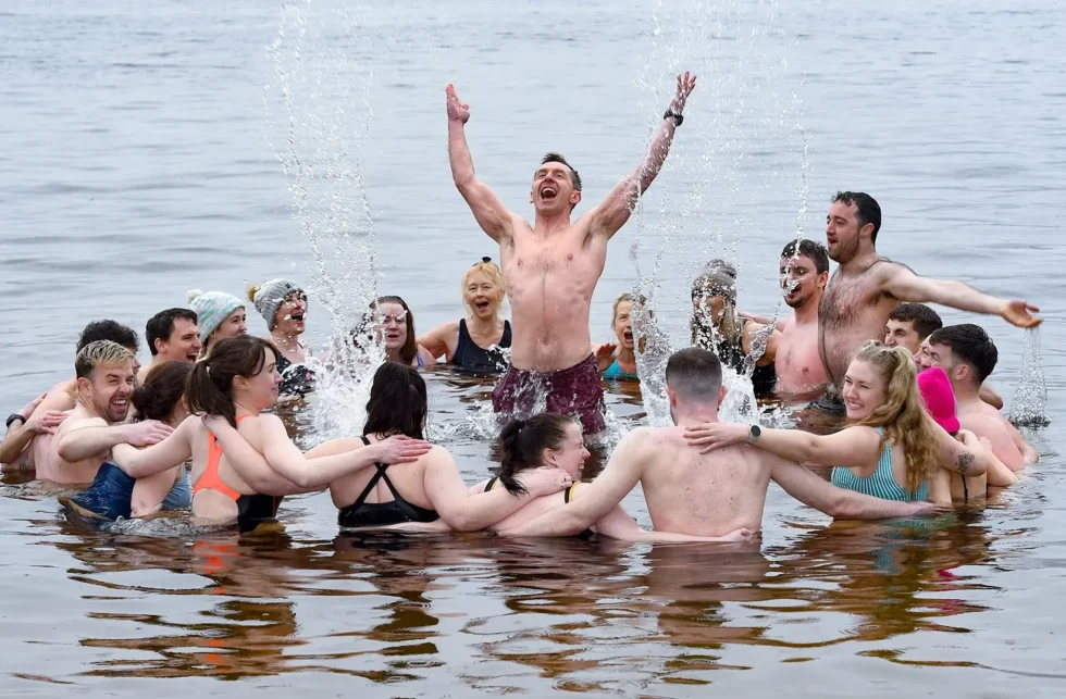 Wander Wild Festival MCG Leo D Ryan circle of people in Lake