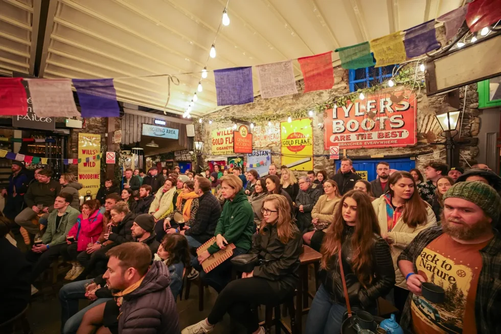 Wander Wild festival gourp of proplr at Seanoiche event