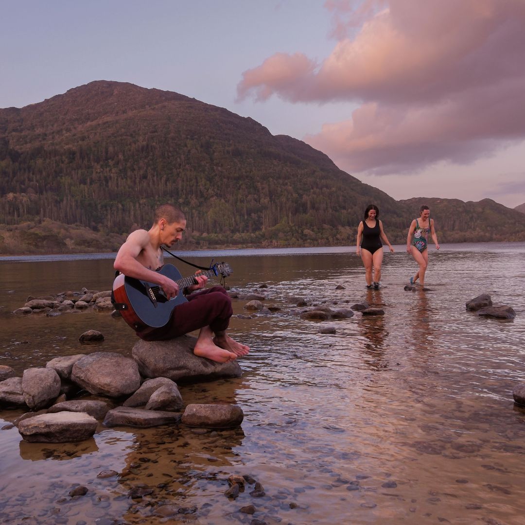 411637_Rambling_no text